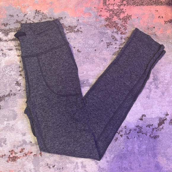 LULULEMON SKINNY WILL PANT - Picture 3 of 5